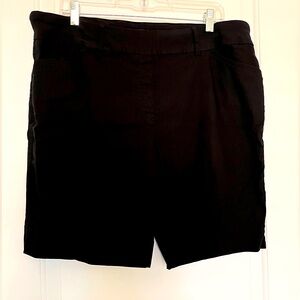 Hilary Radle pull on  Classic Black Shorts XXL